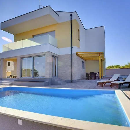 Traumhafte Mit Privatem Pool, Sauna, Meerblick * Peroj