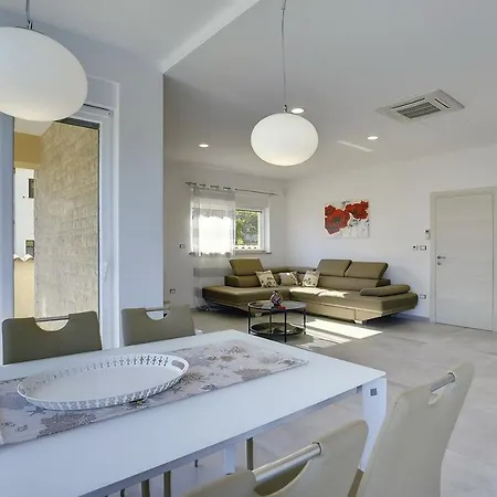Traumhafte Mit Privatem Pool, Sauna, Meerblick